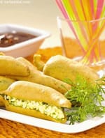 Bharwan Paneer Chilli Pakoda ( Paneer Snacks ) recipe