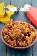 pumpkin pakora recipe | kaddu pakoda |