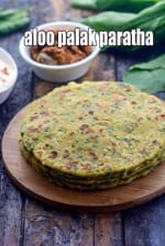 aloo palak paratha | Punjabi aloo palak paratha | flatbread with potatoes and spinach |