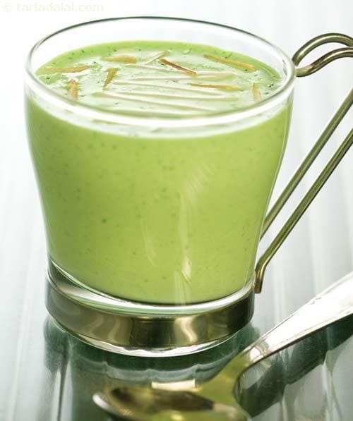 Broccoli and Almond Soup ( Microwave Recipe ) | Tarla Dalal