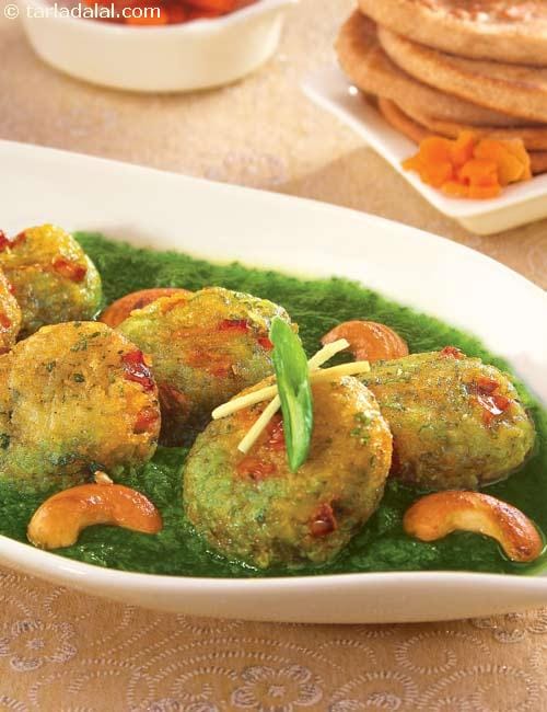 Palak Makai Kofta | Tarla Dalal
