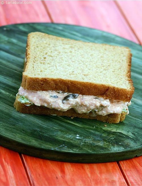 Paneer and Dill Sandwich | Tarla Dalal