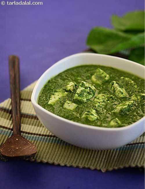 Paneer in Spinach Sauce | Tarla Dalal
