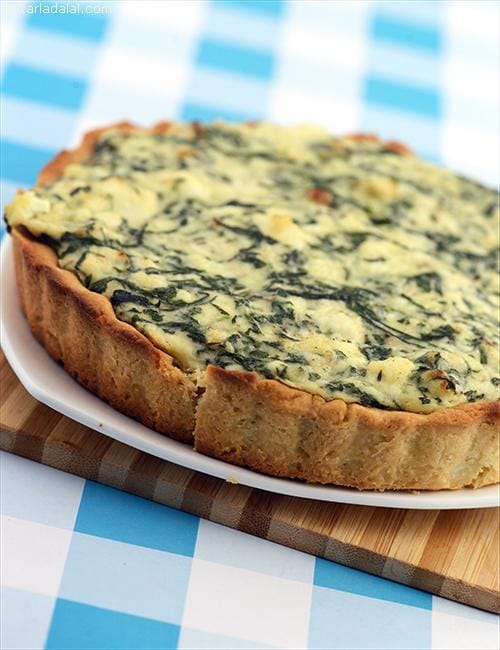 Spinach and Cottage Cheese Quiche | Tarla Dalal
