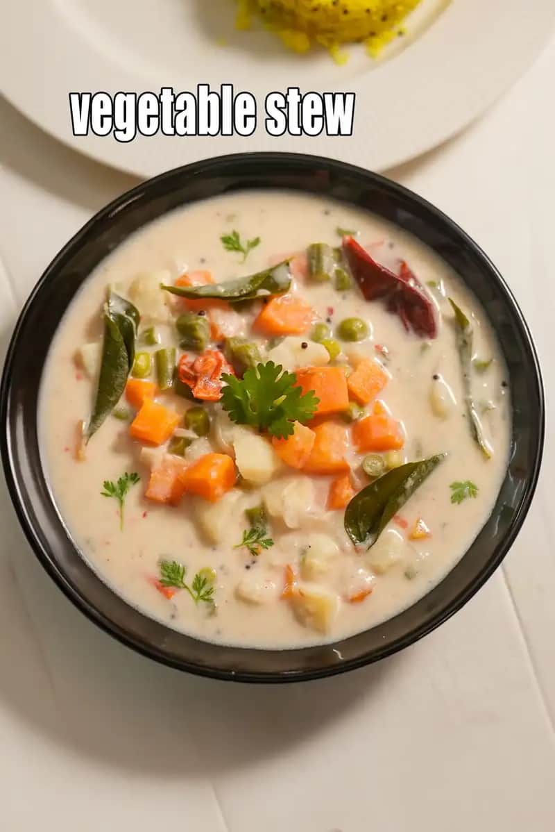 Vegetable Stew Recipe (South Indian Vegetable Stew)