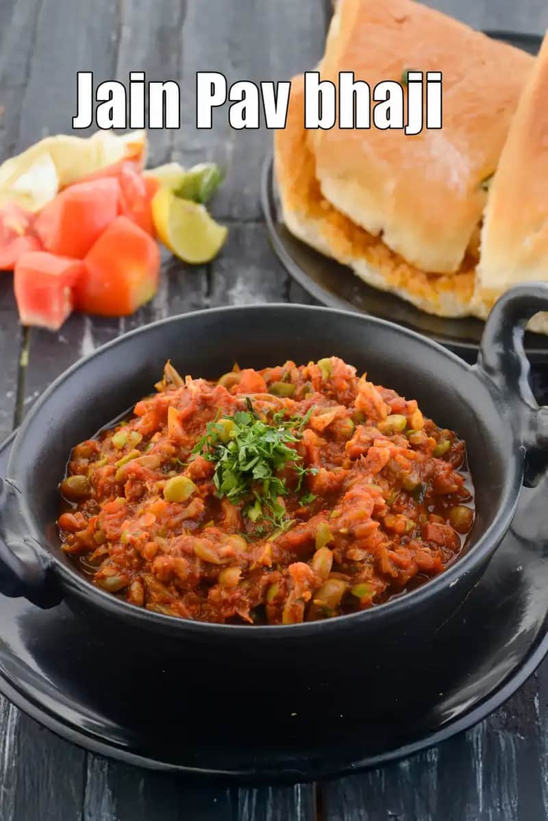Jain Pav Bhaji Recipe (Jain Mumbai Roadside Pav Bhaji)