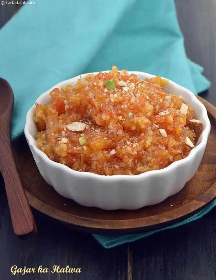 Gajar Ka Halwa Recipe (Microwave Gajar Ka Halwa)