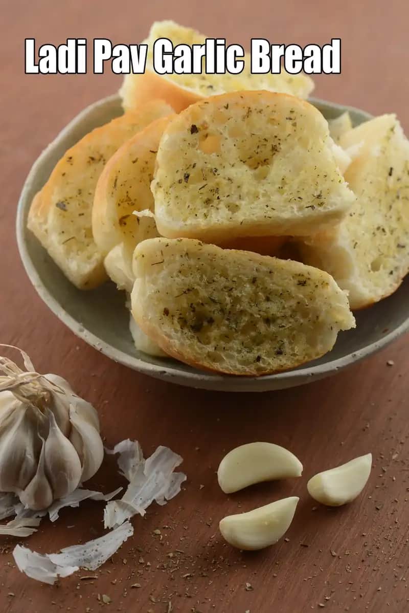 Ladi Pav Garlic Bread Recipe
