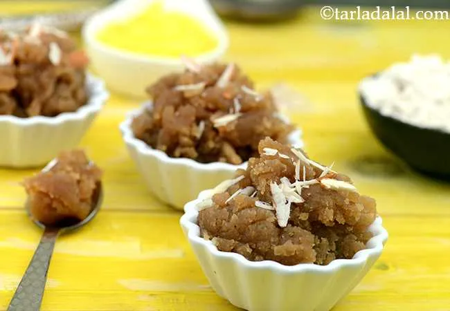 atta ka sheera recipe | Gujarati atta ka sheera | gehun nu sheera | whole wheat sheera