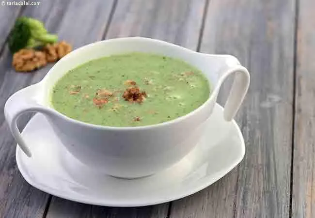 Broccoli and Walnut Soup