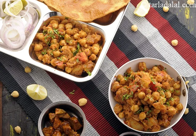 Chana Aloo Masala, Punjabi Style Chole Aloo Masala