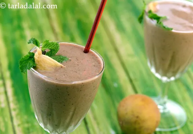 Choco Chickoo Smoothie