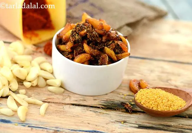 Garlic Pickle ( Lehsun ka Achaar Recipe )