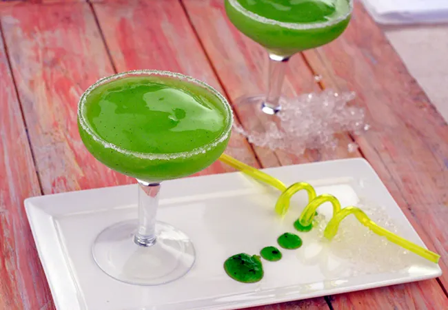 Kiwi Margarita ( Party Drinks )