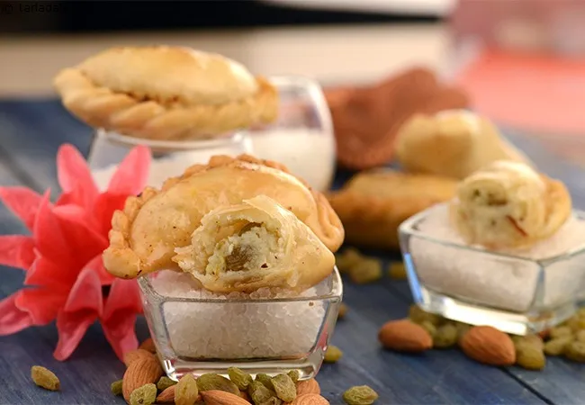 Mawa-Kachori