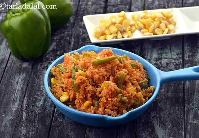 Mexican fried rice | vegetarian Mexican fried rice | Indian style Mexican fried rice | quick fried rice |