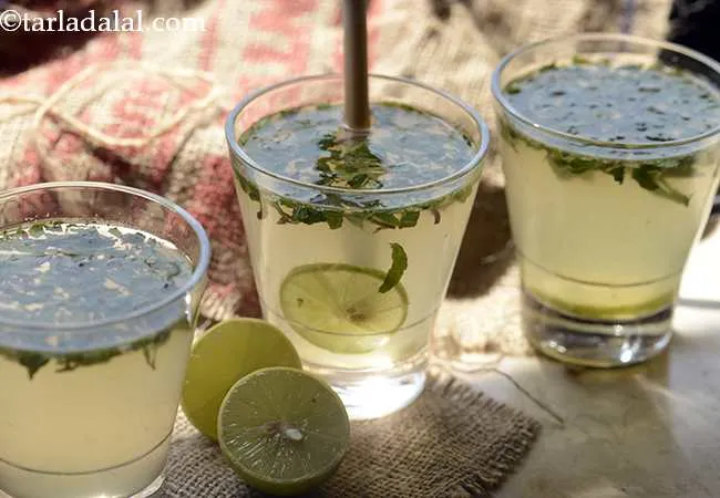  मिन्टी हनी लेमन ड्रिंक - Minty Honey Lemon Drink 