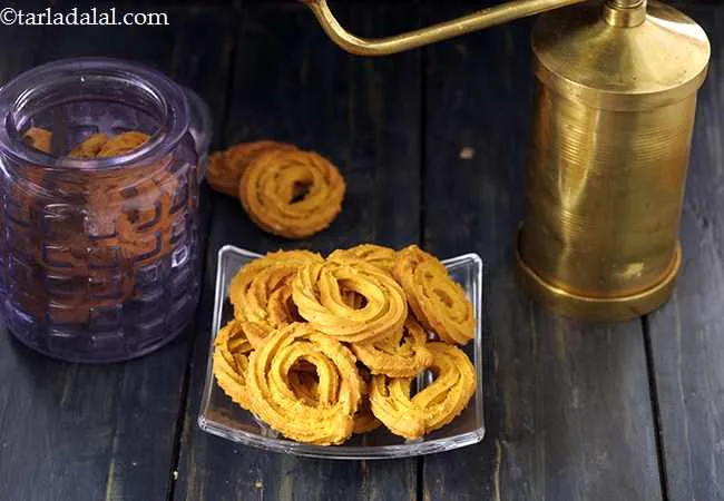 Non Fried Besan Chakli, Diabetic Friendly
