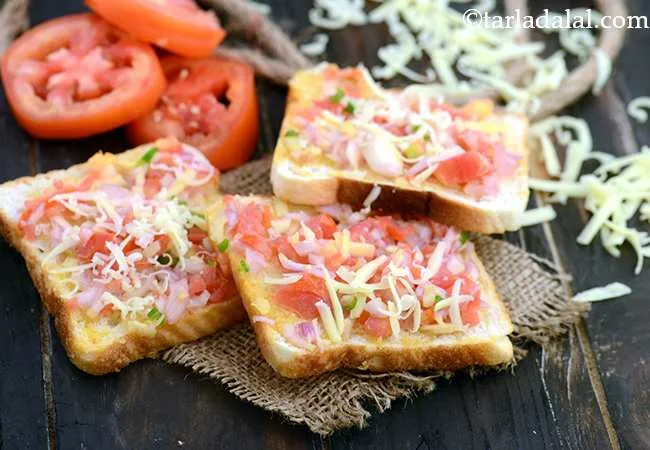 Onion, Tomato and Cheese Open Toast