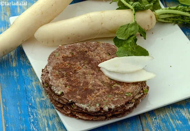  Radish Nachni Roti