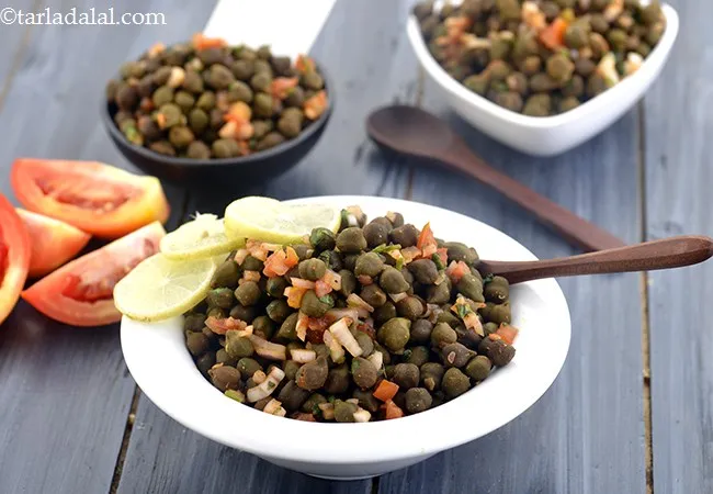 Roadside Hare Chane Ki Chaat, Protein and Calcium Rich
