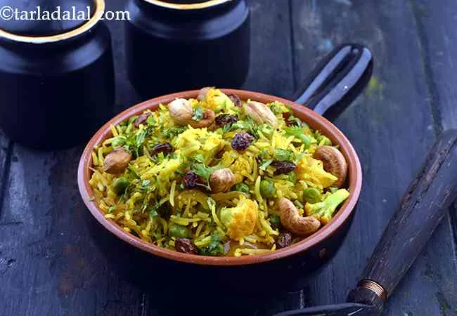 शाही पुलाव | शाही सब्जी पुलाव | शाही पुलाव बनाने की विधि | मुगलाई शाही पुलाव - Shahi Pulao