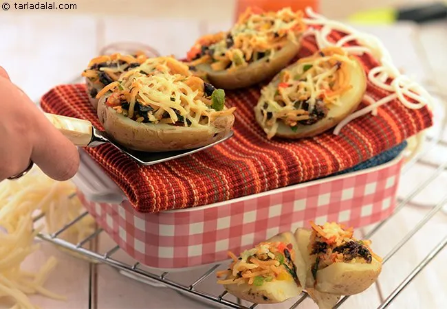 Stuffed Potatoes with Spaghetti