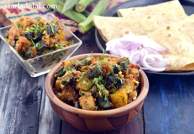 aloo bhindi recipe | Punjabi style aloo bhindi fry | Indian aloo bhindi ki sabji | stir fried okra and potato