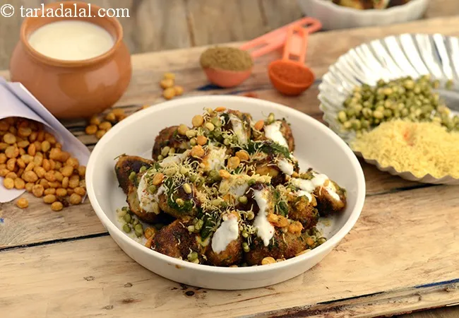 aloo chaat recipe | Mumbai roadside aloo chaat | Delhi aloo chaat |