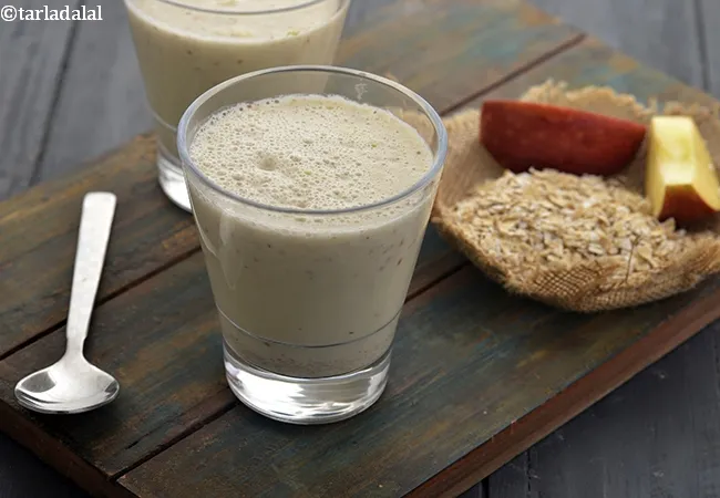 apple oats milkshake | apple oats milkshake with almond milk | healthy apple oats milkshake |