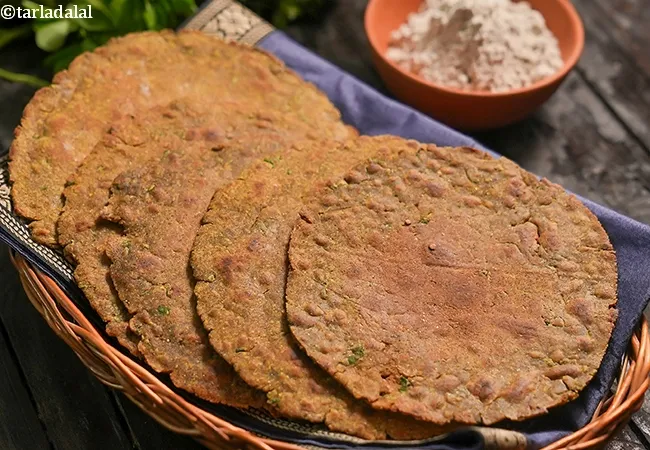 bajra ragi methi khakhra recipe | multi flour khakhra | khakhra for weight loss