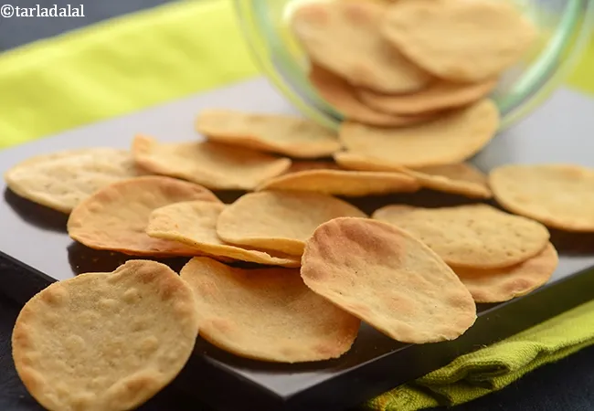 baked papdi recipe | baked puris | homemade baked papdi | healthy baked puri