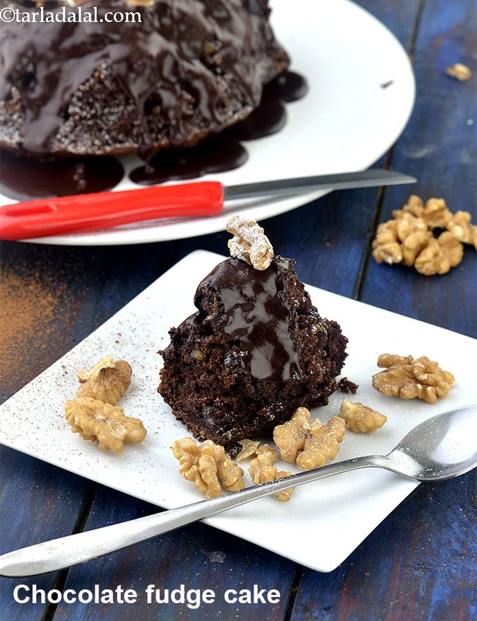 Calories in Eggless Chocolate Fudge Cake