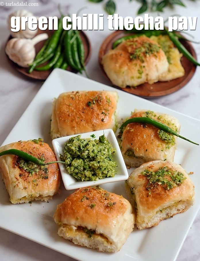 Green Chilli Thecha Stuffed Pav