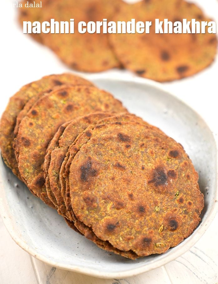 Calories in Mini Nachni and Coriander Khakhra