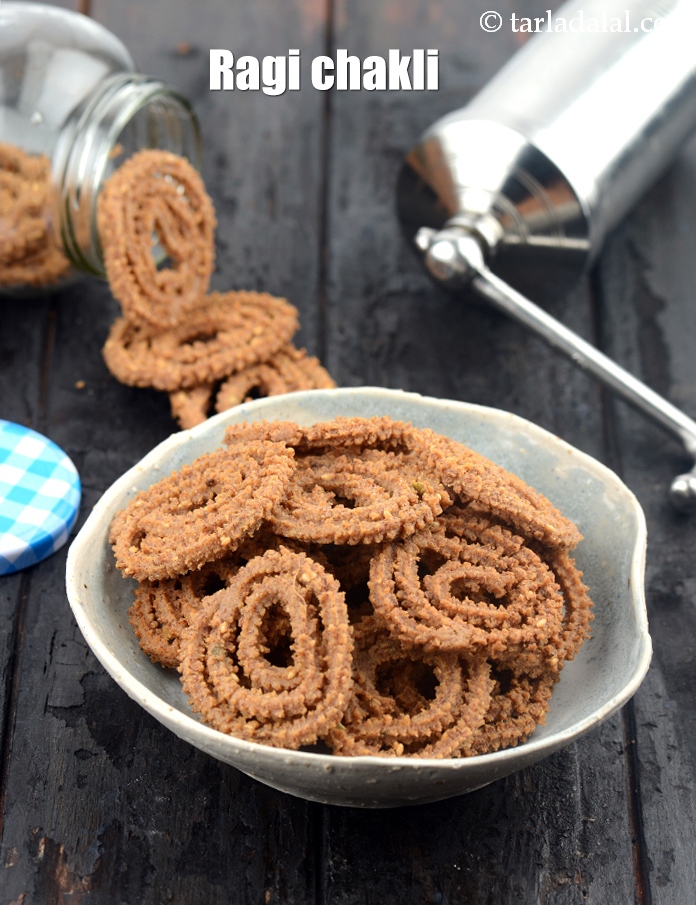 Calories in Ragi Chakli, Nachni Chakli, Murukku