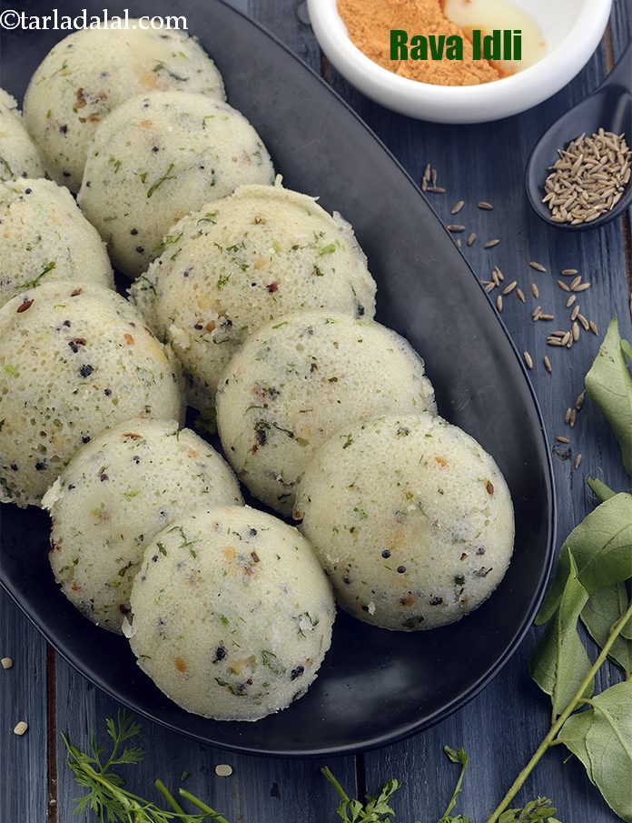 Rava Idli in Microwave