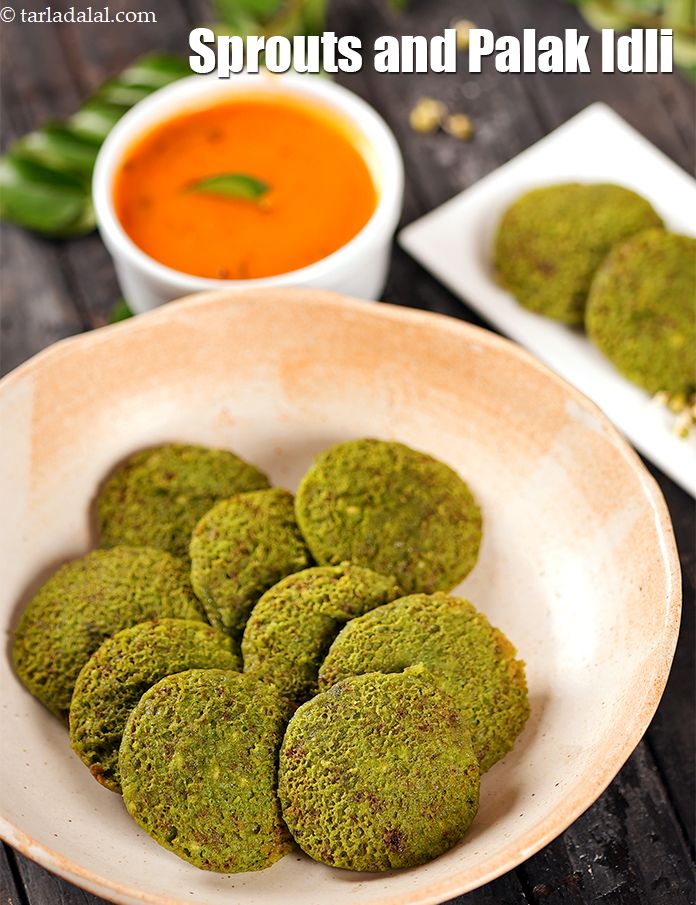 Calories in Sprouts and Palak Idli