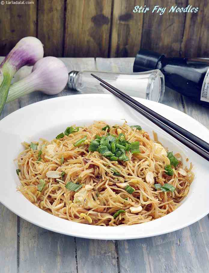 Indian Style Stir Fry Noodles, Veg Stir Fry Noodles
