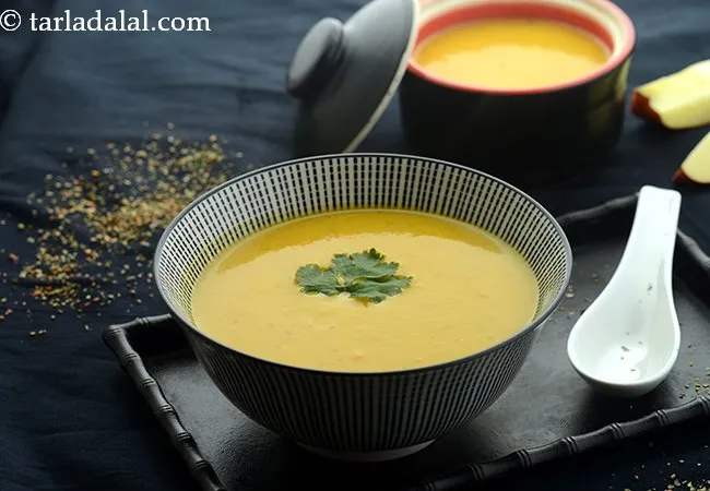 carrot onion soup recipe | healthy onion carrot soup | spiced onion carrot soup | Indian onion carrot soup with herbs |