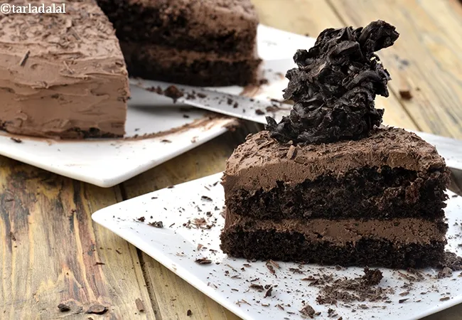 eggless chocolate mousse cake | eggless chocolate mousse cake without gelatin | chocolate mousse cake recipe | dark chocolate mousse cake