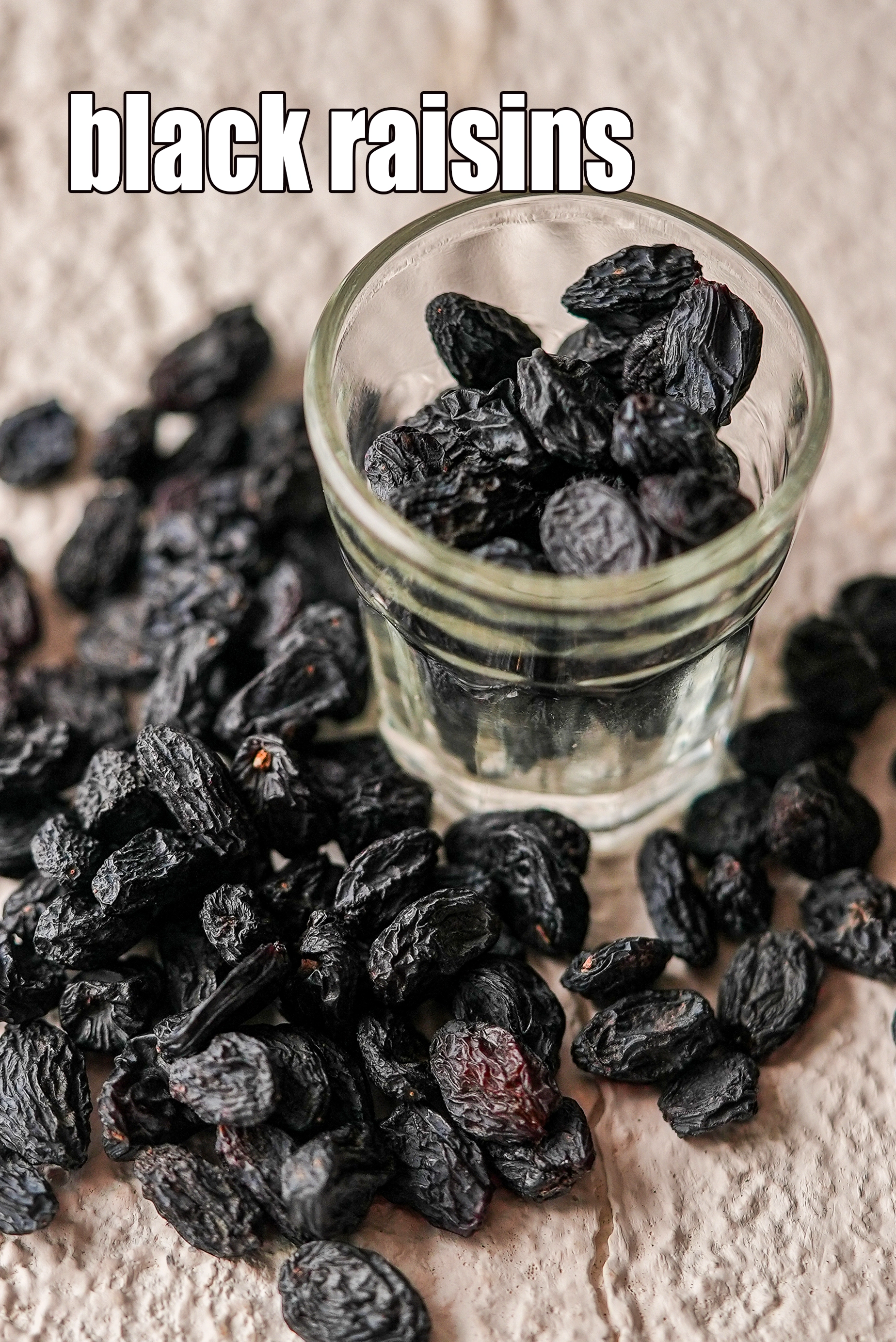 black raisins