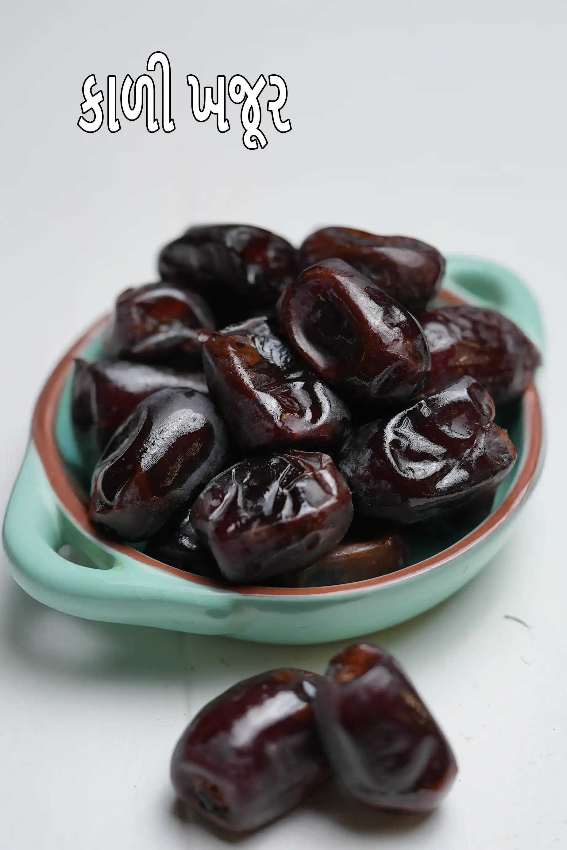 black dates