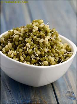 boiled sprouted moong
