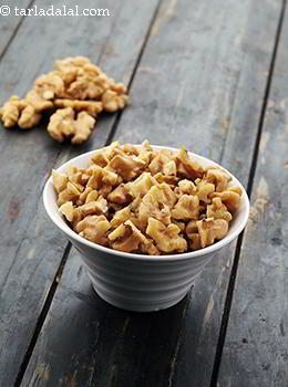 chopped walnuts