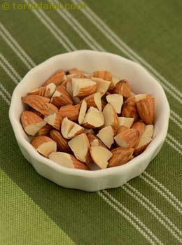 chopped almonds