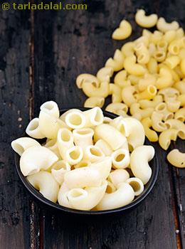 cooked macaroni
