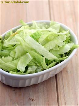 shredded iceberg lettuce
