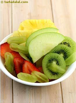 sliced mixed fruits