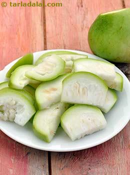 sliced round gourd